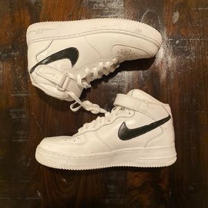 Custom White and Black Nike Air Force 1 Mid🤍🖤